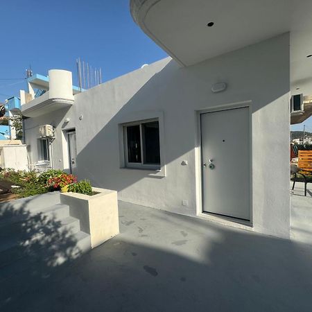 Sulozeqi Apartments Ксамил Екстериор снимка