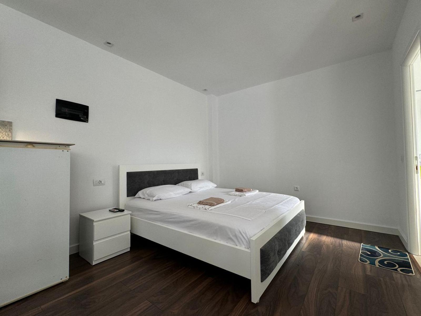 Sulozeqi Apartments Ксамил Екстериор снимка